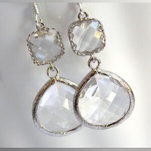 ✨Host Pick✨Anthropologie drop earrings, never worn